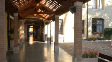 L’interno del liceo «XXV Aprile» di Portogruaro