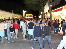 MORSEGO JESOLO PIAZZA MAZZINI DI NOTTE