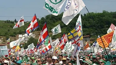 Un raduno della Lega Sopra, Antonio De Poli (Udc)