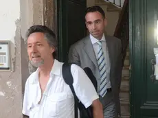 Carrai Interpress/M.Tagliapietra Venezia 21.08.2012.- Caso della bambina Celeste. Da sx dr. Marino Andolina, Giampaolo Carrer (papà. Tribunale Rialto.