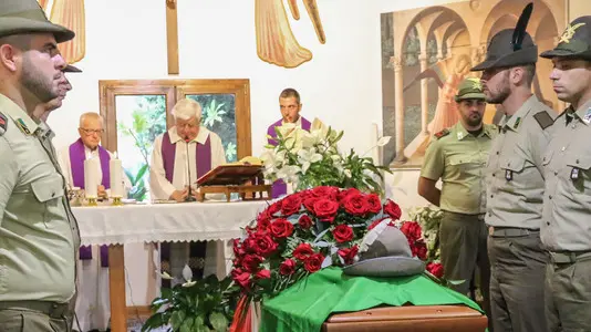 Foto Agenzia Candussi/ Scattolin/ Mestre, Cimitero/ Funerale del Generale di corpo d'armata Giuseppe Pino Rizzo