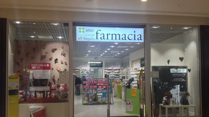 Nuova farmacia al centro comm.le Auchan Mestre