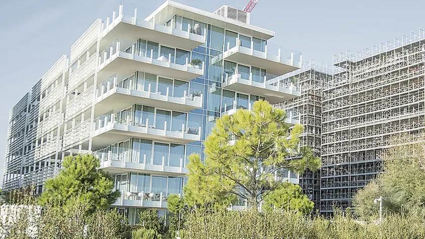 Le Summer Houses, la torre Meier e, più in generale, le architetture dello Jesolo Lido Design District (foto Vianello)