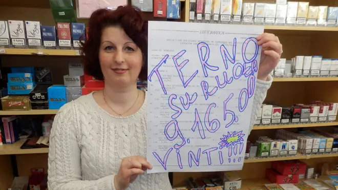 ©foto gavagnin 2014 riproduzione vietata PORTOGRUARO TABACCHERIA MARTINIS VIA STADIO VINCITA AL LOTTO DI € 10.000,00 (POCHI GIORNI FA ALTRI € 5.000,00) 29-03-14