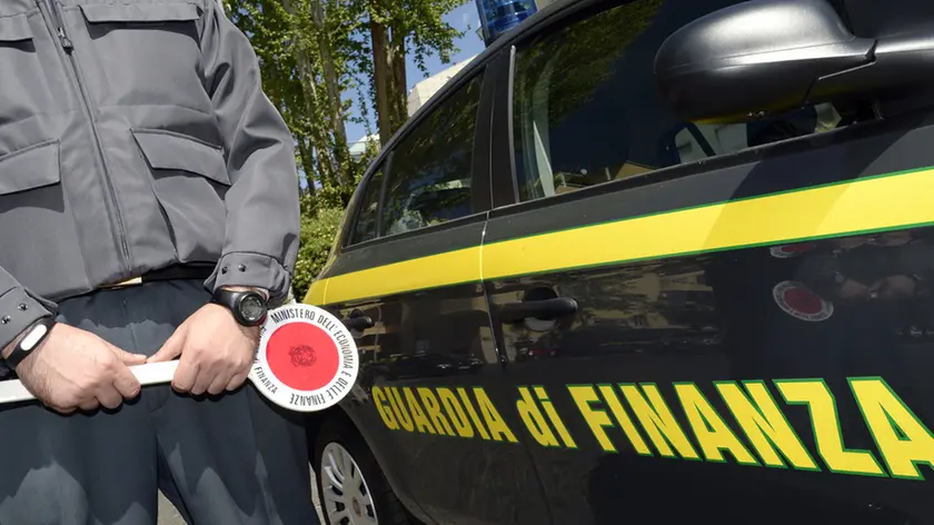 14/04/2016 Roma. Nella foto controlli della Guardia di Finanza