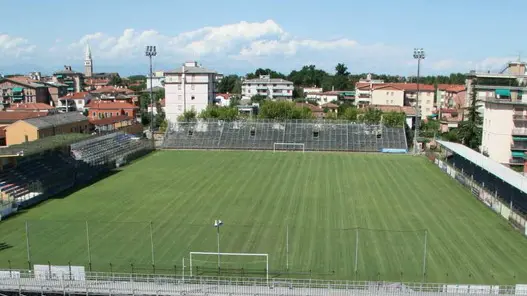 BIANCHI VIA BARACCA: STADIO BARACCA IN VIA BARACCA MESTRE