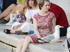 Interpress/M.Tagliapietra Venezia 03.08.2017.- Caldo. Turisti in cerca di refrigerio in canal grande.