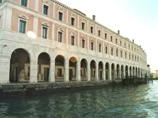 19990930 TRIBUNALE CIVILE NELLA FOTO IL TRIBUNALE CIVILE E PENALE DI RIALTO A VENEZIA ( /InterPress ) Il tribunale di Venezia, sede della Corte d'Appello