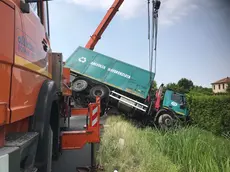 Il camion coinvolto nell'incidente (foto Pòrcile)