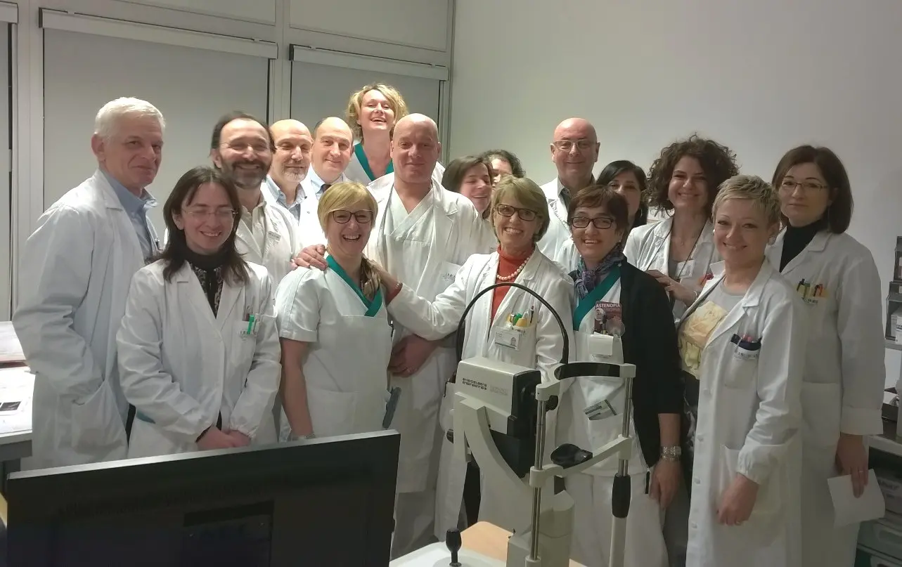 L'equipe di Oculistica dell'opsedale all'Angelo, primario Emilio Rapizzi