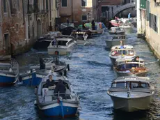 Interpress/M.Tagliapietra Venezia 25.10.2017.- Traffico in rio novo.