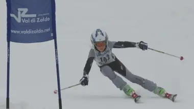 Un’immagine di Andrea Rossato durante una gara in Val di Zoldo