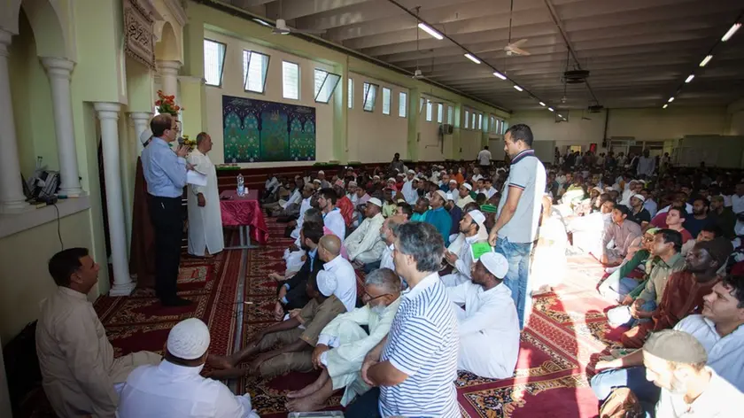 Foto Agenzia Candussi/ Baschieri/ Marghera, Moschea di via Monzani/ La comunità islamica veneziana festeggia la fine del Ramadan presso il Centro Islamico di Venezia.