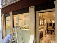 Interpress/M.Tagliapietra Venezia 11.11.2017.- Nuovi negozi. Ex Testolini, ampliamento Bar/Ristorante vicino. Calle dei Fabbri