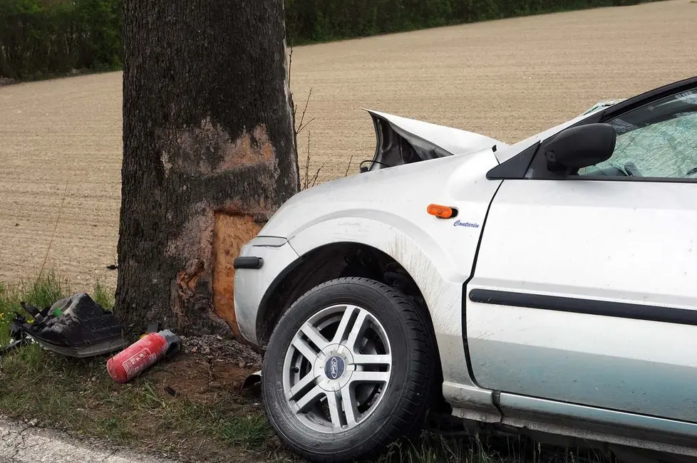 SAN DONA' DI PIAVE - DINO TOMMASELLA - COLUCCI -INCIDENTE IN VIA ARMELLINA