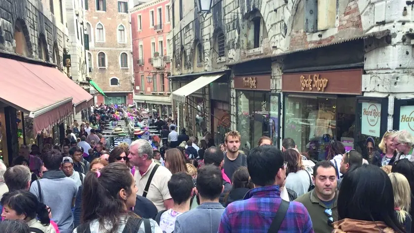 Venezia è ormai afflitta dall’overtourism