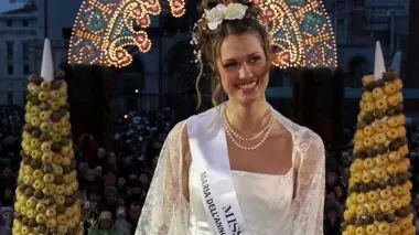 Silvia Bianchini già Maria 2010 sarà l’Angelo che domenica si lancerà dal campanile
