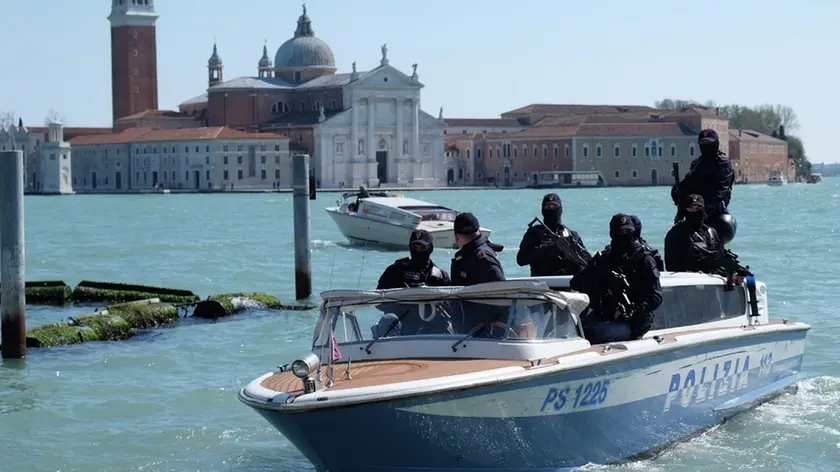 Interpress/M.Tagliapietra Venezia 24.03.2016.- Pattuglia UOPI in piazza San Marco. misure antiterrorismo.