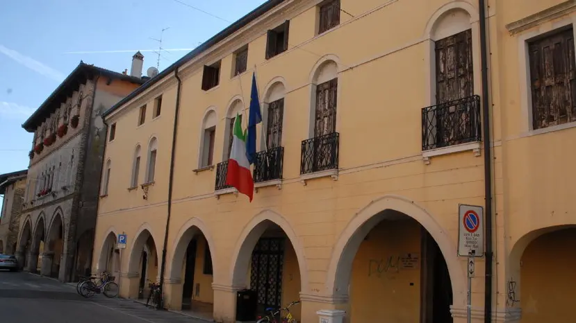 LAZZARINI FGAVAGNIN PORTOGRUARO LICEO XXV APRILE INTERNI ESTERNI IL PLESSO B IN RESTAURO STRAORDINARIO