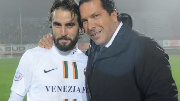 Interpress/M.Tagliapietra Venezia 12.11.2015.- Calcio Venezia/Mestre. Carbonaro, Tacopina esultanza Venezia a Fine partita.