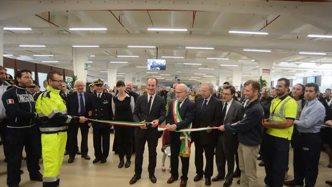 Interpress/M.Tagliapietra Venezia 15.04.2014.- Inaugurazione del nuovo Terminal 109/110. Venezia Terminal Passeggeri. Taglia del nastro. Paolo Costa, Giorgio Orsoni, Luca Zaia, Sandro Trevisanato