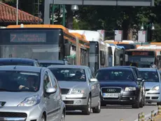 Pellicani Interpress/M.Tagliapietra Venezia 18.06.2012.- Code a Piazzale Roma ed inizio Ponte della Libertà per inizio lavori tram direzione Mestre.