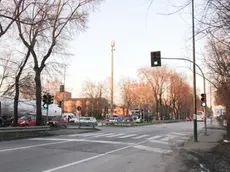 Cambiano a Mestre alcune postazioni dei Velocar, i rilevatori automatici delle infrazioni semaforiche.nella foto via Fratelli Bandiera (in ingresso a Marghera all’intersezione con via Cruto)