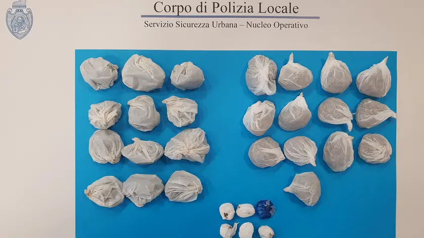 La droga rinvenuta dalla polizia locale di Venezia