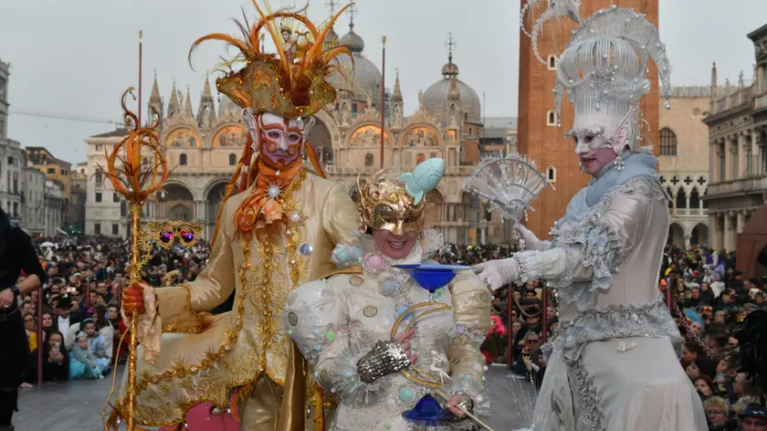 VENEZIA 03/03/19 - carnevale 2019 - la premiazione della masschera piu bella del carnevale di venezia 2019 - sole luna di Venezia ©Vision/Vela