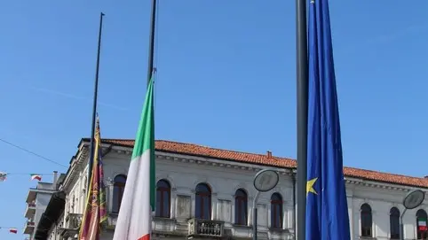 Colucci - Dino Tommasella - San Donà di Piave - Alzabandiera per apertura ufficiale raduno bersaglieri PIAVE 2018