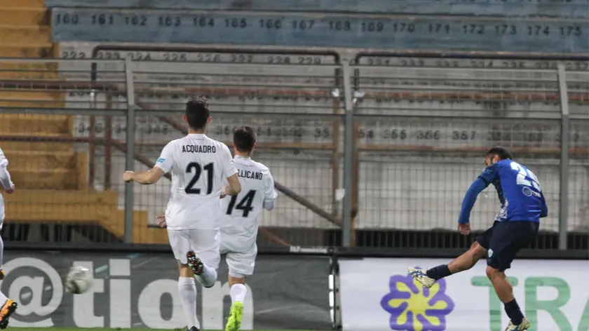 Il gol di Negro che assicura la vittoria al Matera