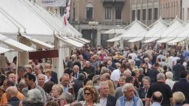 Mercatini in occasione della manifestazione 'Mestre in centro'