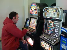 Le slot e i giochi d'azzard: possono creare ludopatia: dipendenza e gravi disagi sociali