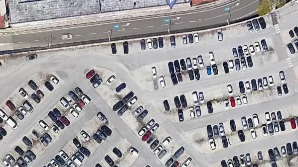 Il garage dell’Autorità Portuale in una veduta da Google Maps