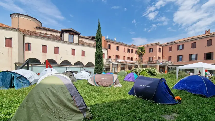 L'intifada studentesca a San Sebastiano