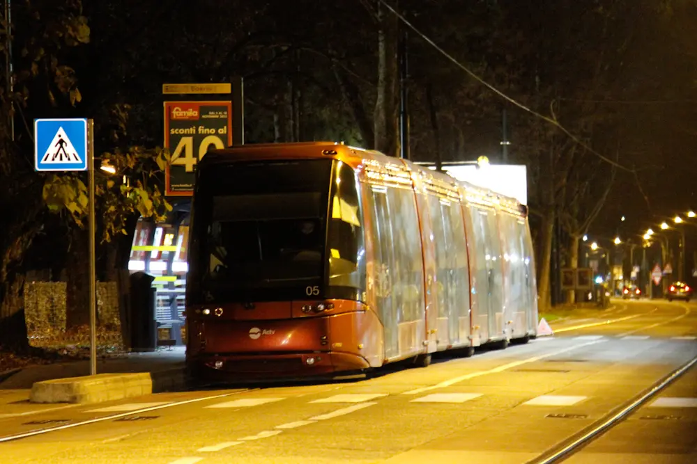 tram bloccato in viale San Marco causa black out elettrico