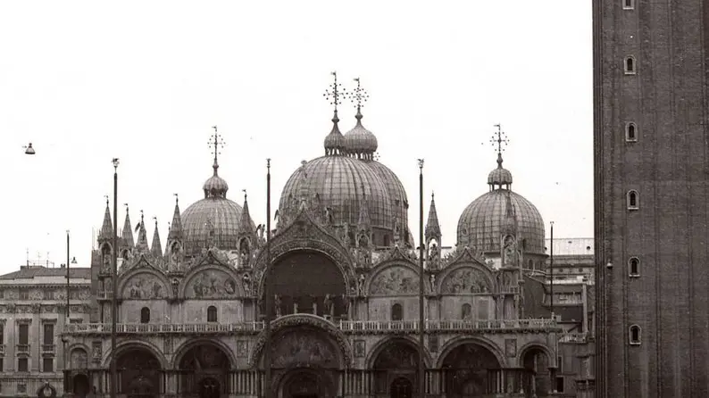 Gianfranco Tagliapietra interpress.18.10.2016-ACQUARANDA 6 NOVEMBRE 1966.PIAZZA SAN MARCO