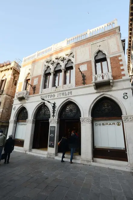 Interpress/M.Tagliapietra Venezia 29.12.2016.- Nuovo supermercato Despar, ex cinema Italia, cannaregio.