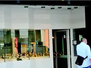 L’esterno della gioielleria Pendini in via Bafile