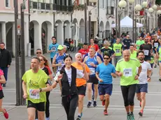 Foto Agenzia Candussi/ Furlan/ Mestre/ Vivicittà - passaggio per piazza Ferretto