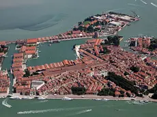 Veduta aerea della Laguna, Venezia, in un'immagine diffusa oggi 16 giugno 2011. ANSA / CONSORZIO VENEZIA NUOVA