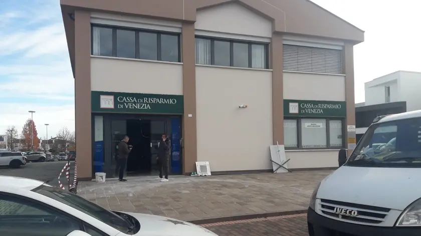 La filiale della Banca Intesa di Fossò