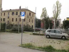 Parcheggi riservati ai condomini di piazza Mercato, da presto a disposizione della cittadinanza tutta in seguito alle trasformazioni della viabilità dovute al tram