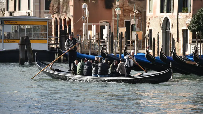 Il traghetto del Carbon