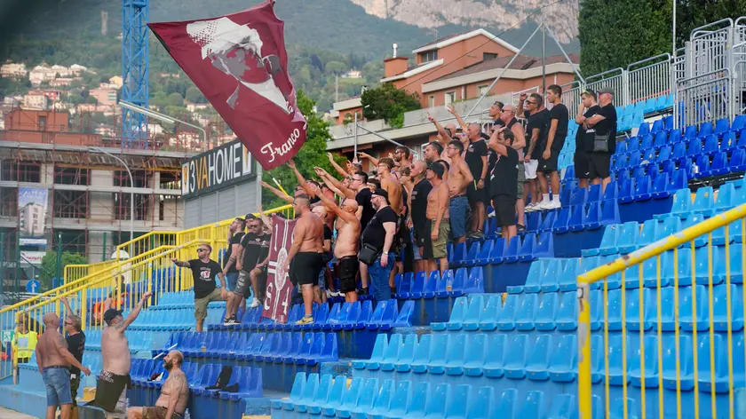 Tifoseria in trasferta ( foto Editoriale Report)