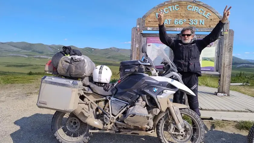 Alberto Cappella in viaggio con la sua moto