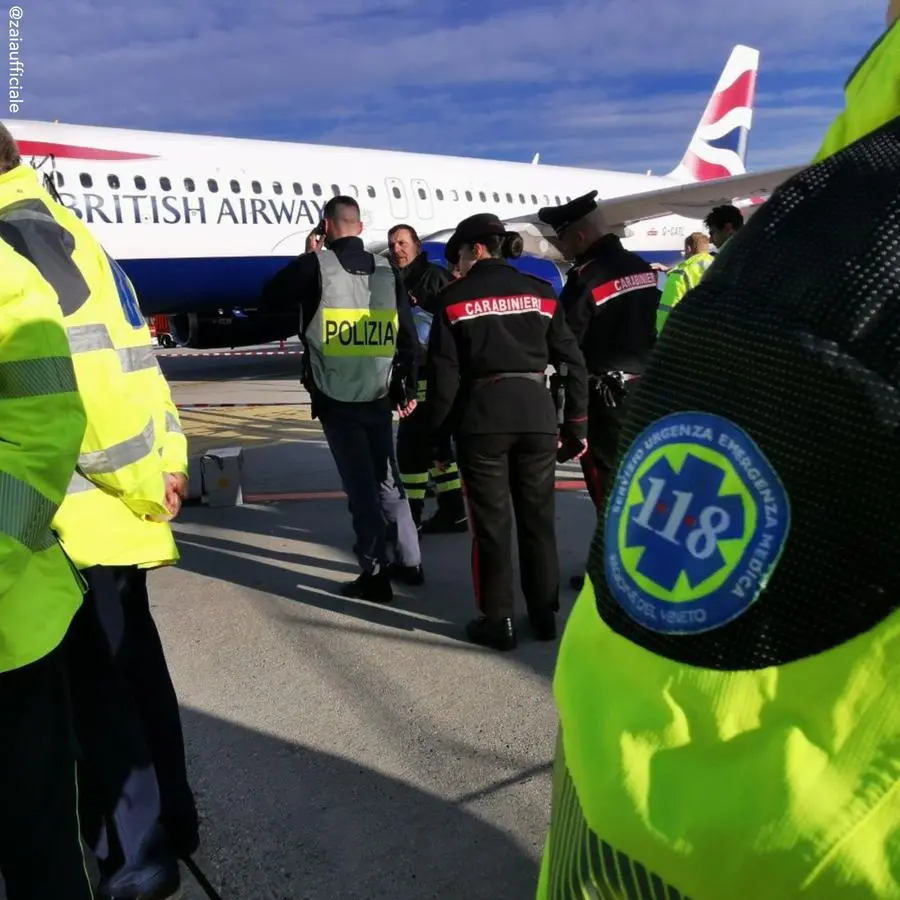 L’intervento delle forze dell'ordine all’aeroporto di Venezia