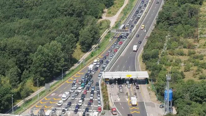 La A4 Venezia-Trieste in una foto dall'elicottero