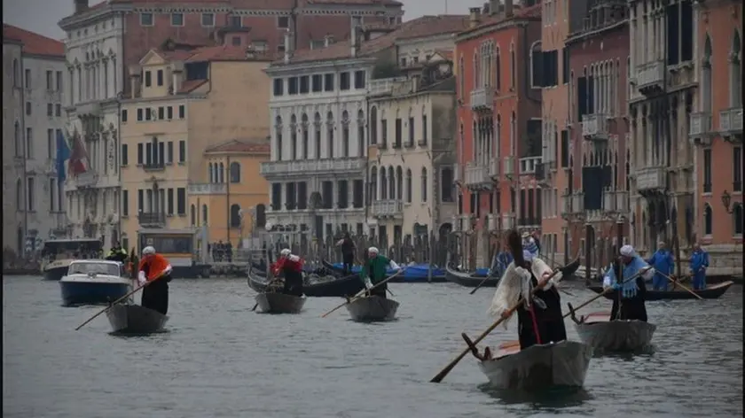 La regata delle maranteghe in Canal Grande: partenza alle 10 dalla sede della Bucintoro