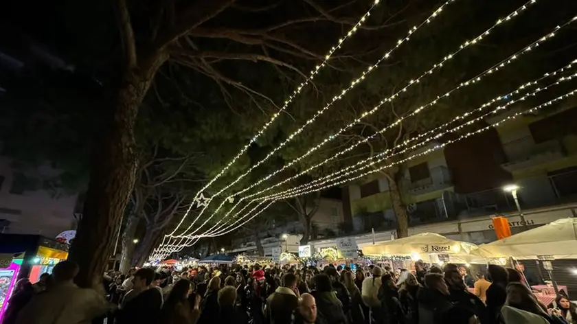 Ressa di gente in questi giorni per i tanti eventi natalizi organizzati dal Comune di Jesolo